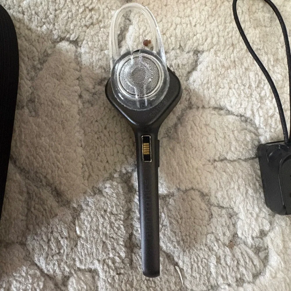 Plantronics Voyager Edge UC B255-M Bluetooth Headset System Noise Canceling